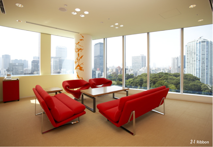 おしゃれな装飾でボタニカルガーデンを表現したオフィスデザイン事例