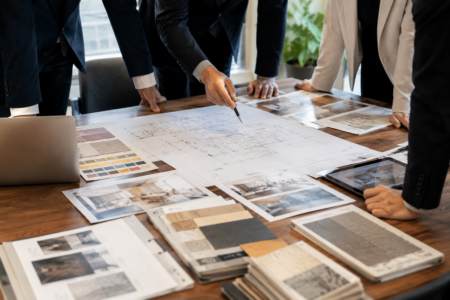 創業50年以上の老舗企業に選ばれるWORKのオフィスデザイン｜事例から学ぶ成功のポイント