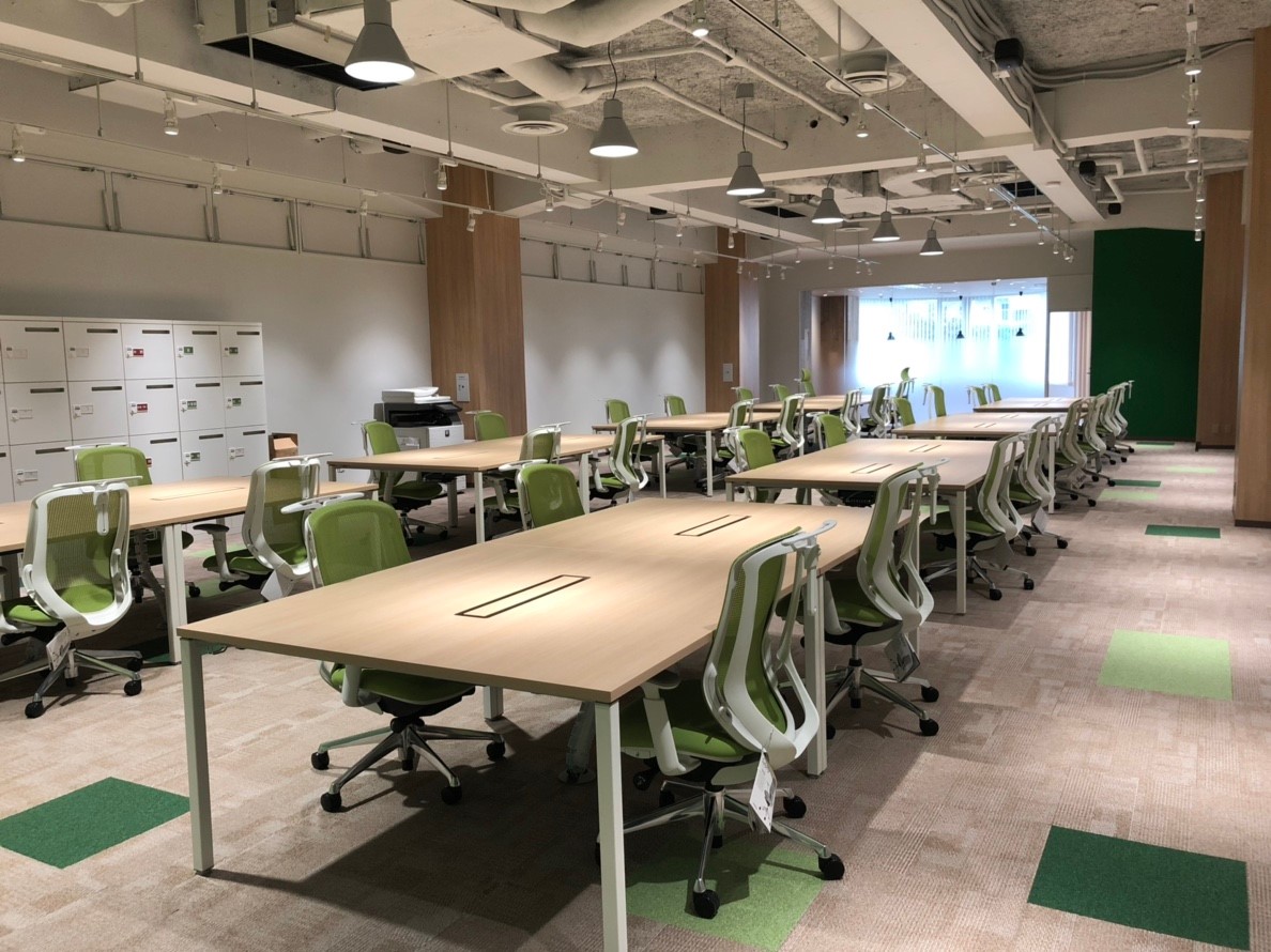 新時代の働き方に合わせたオフィス改装事例①：世代交代を機に始まったオフィス改革