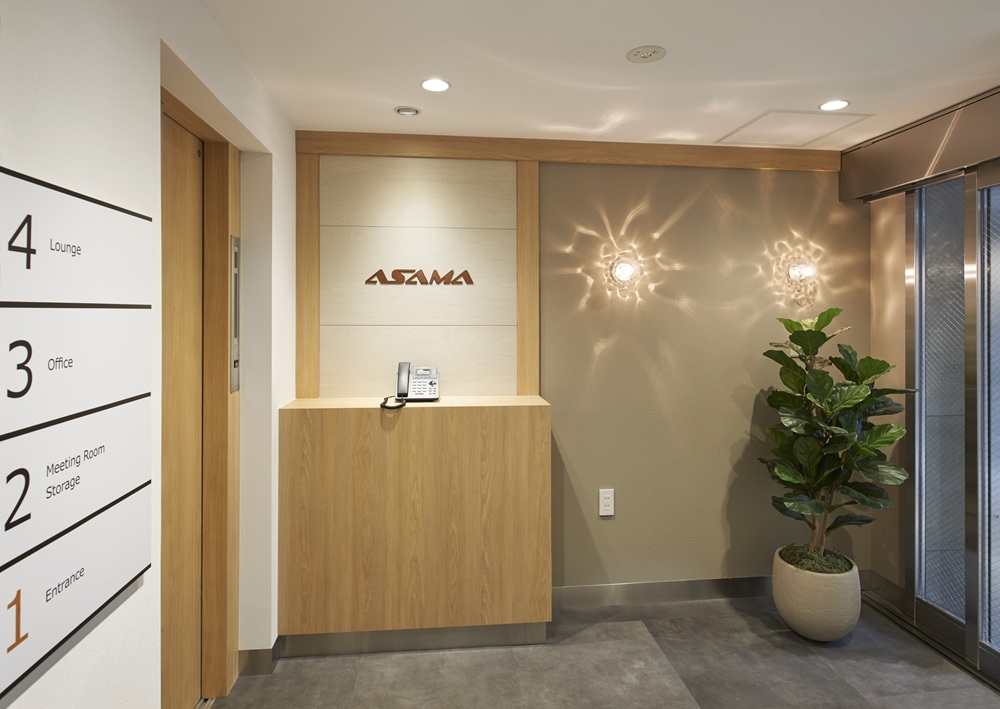 “和モダン”をテーマにした自社ビルのオフィスリノベーション事例